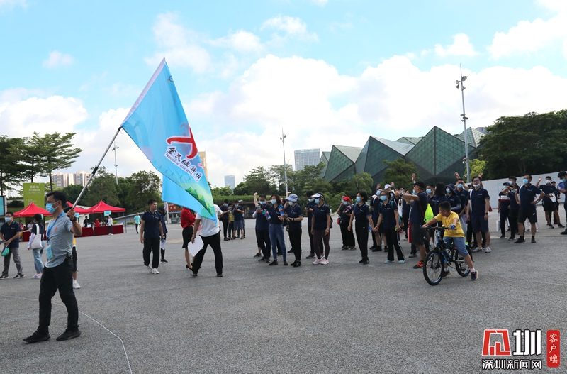 IN视频 “全民健身日”市民动起来！龙岗掀起运动健身热潮(图2)