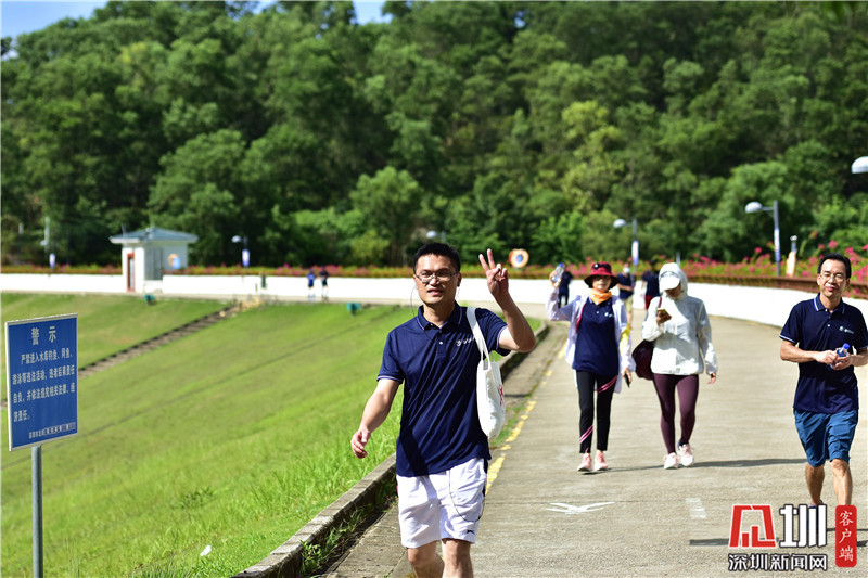 IN视频 “全民健身日”市民动起来！龙岗掀起运动健身热潮(图3)